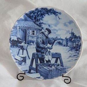 Delft "Shoemaker" Plate